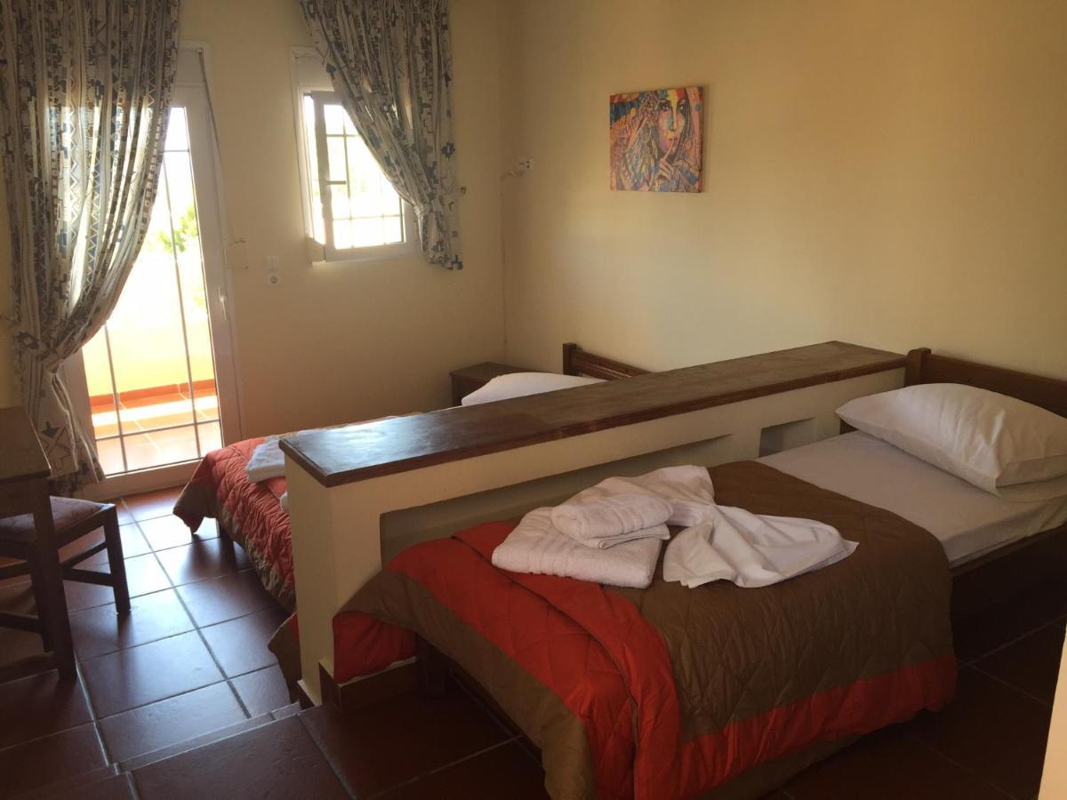 Toulipa Rooms Agia Ermioni Esterno foto
